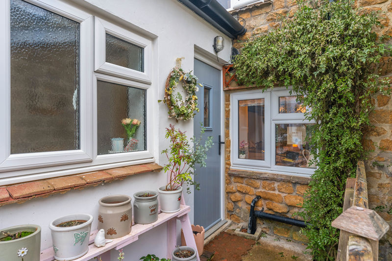 Lower Terrace Avon Dassett